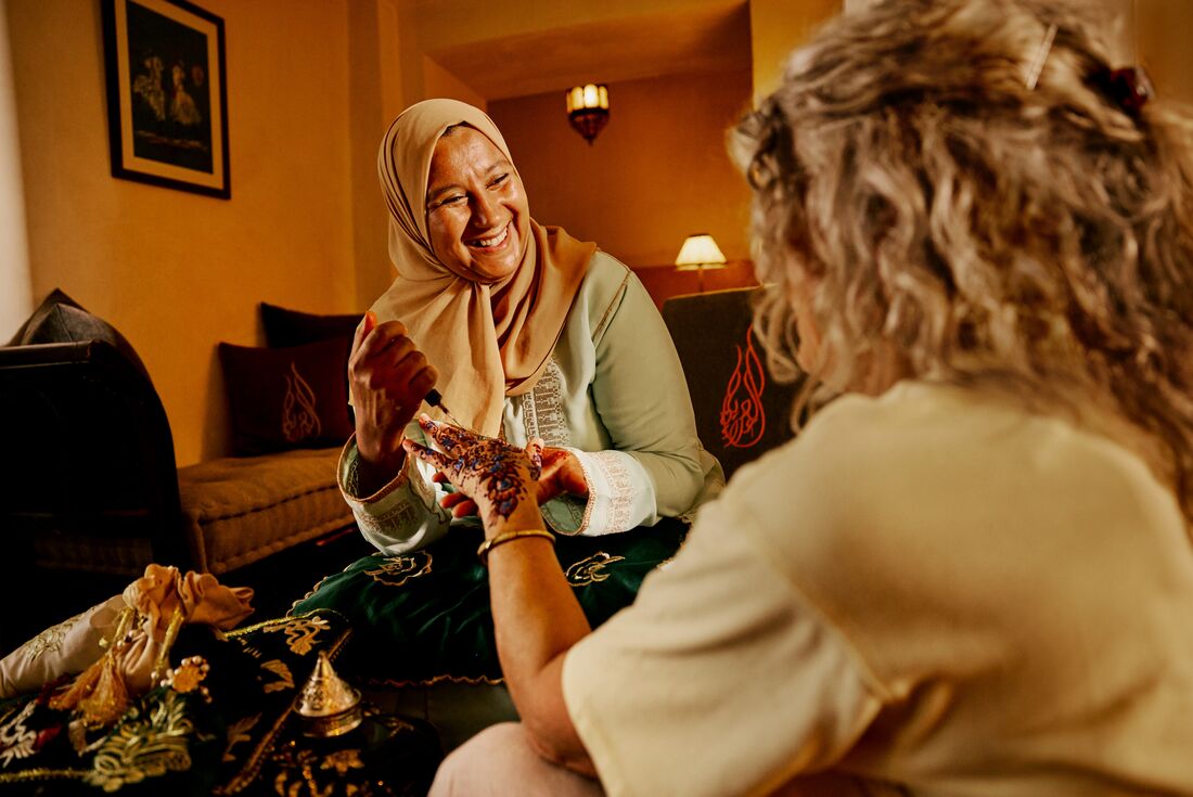 Take part in a henna ceremony at the Riad Aladdin in Marrakech