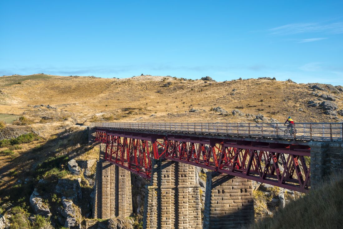 PHXC-Otago-Central-Rail-Trail_2020_1100x735_ss_627393371