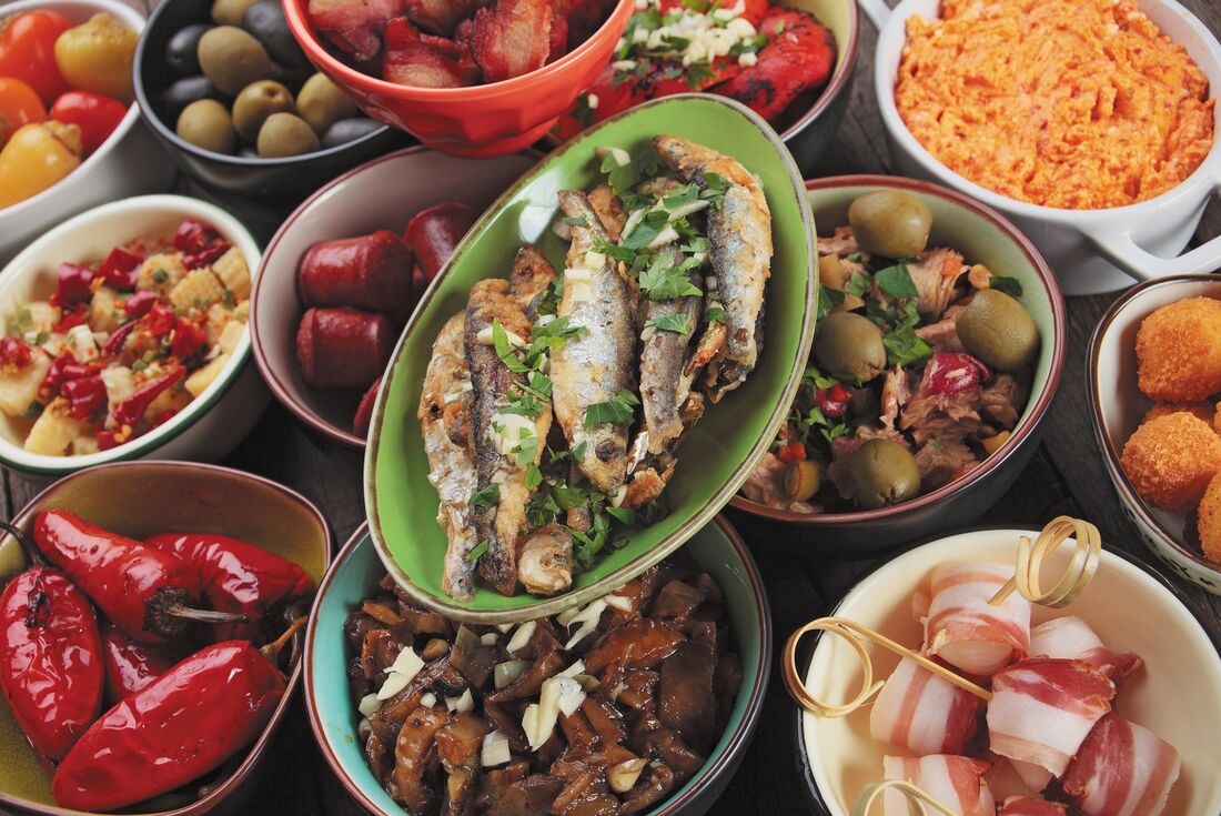 spain_food_mediterranean-tapas-antipasto