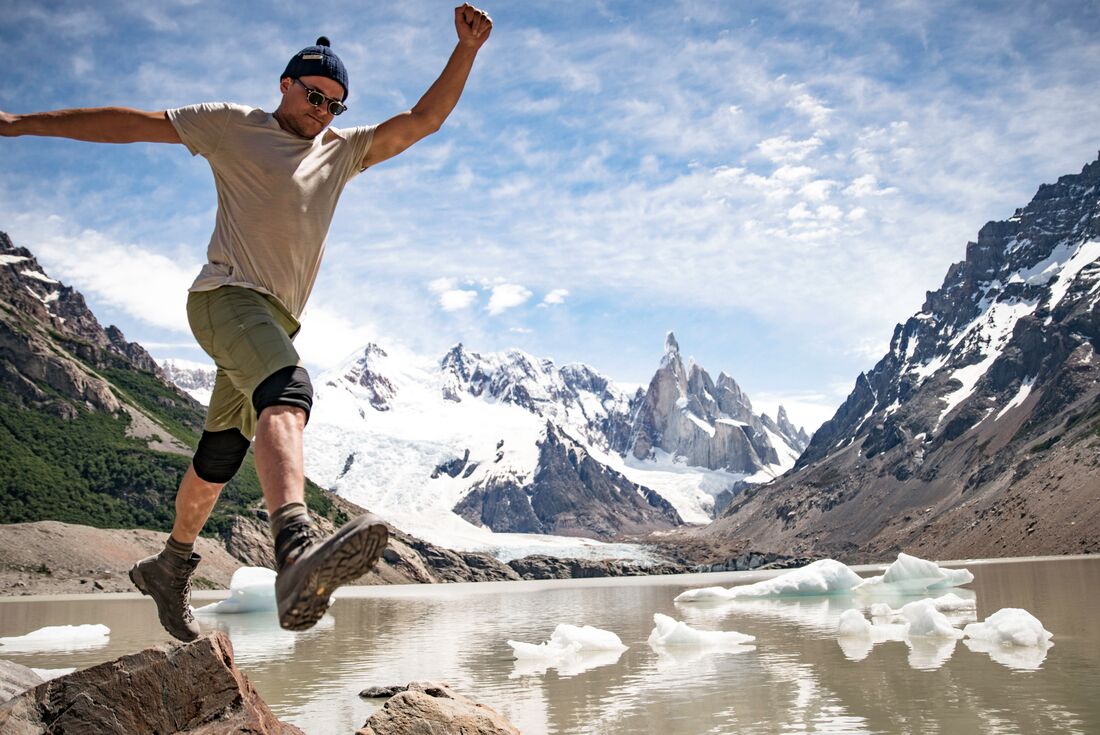 A bit of action at Laguna de los Tres
